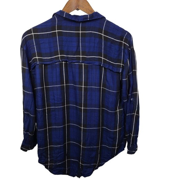 Lord & Taylor Blue Black Plaid Long Sleeve Button Front Shirt Small - Picture 2 of 5